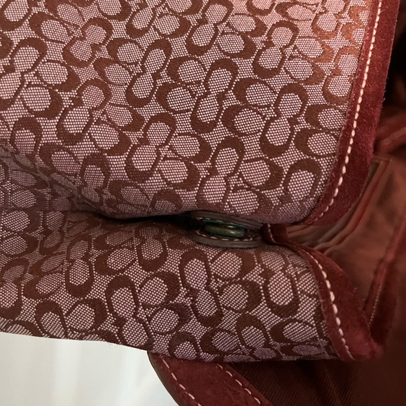 Coach Handbag, Bill and checkbook holder, coin purse FOB - Picture 12 of 15